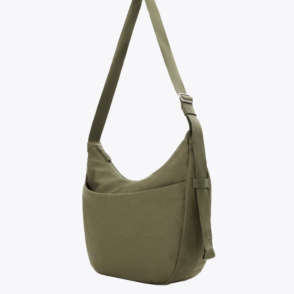 Beis The Carryall Crossbody in Black NWT - Picture 2 of 9